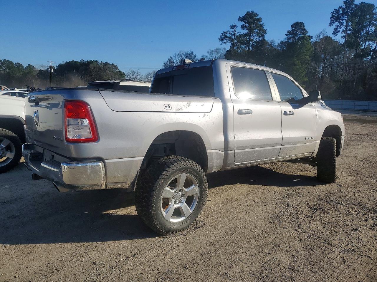 2019 RAM 1500 BIG HORN/LONE STAR photo 5