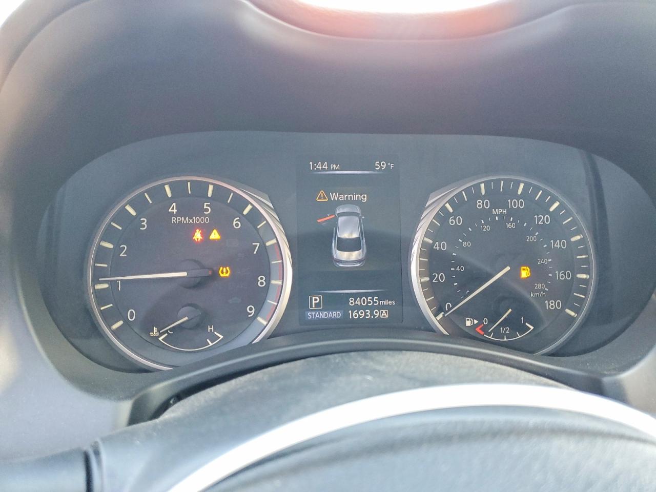 2018 INFINITI Q50 LUXE photo 9