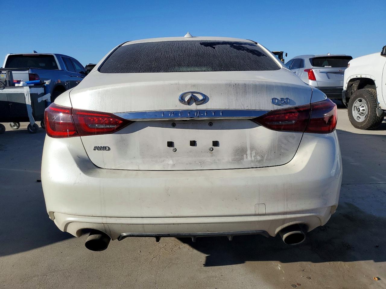 2018 INFINITI Q50 LUXE photo 6