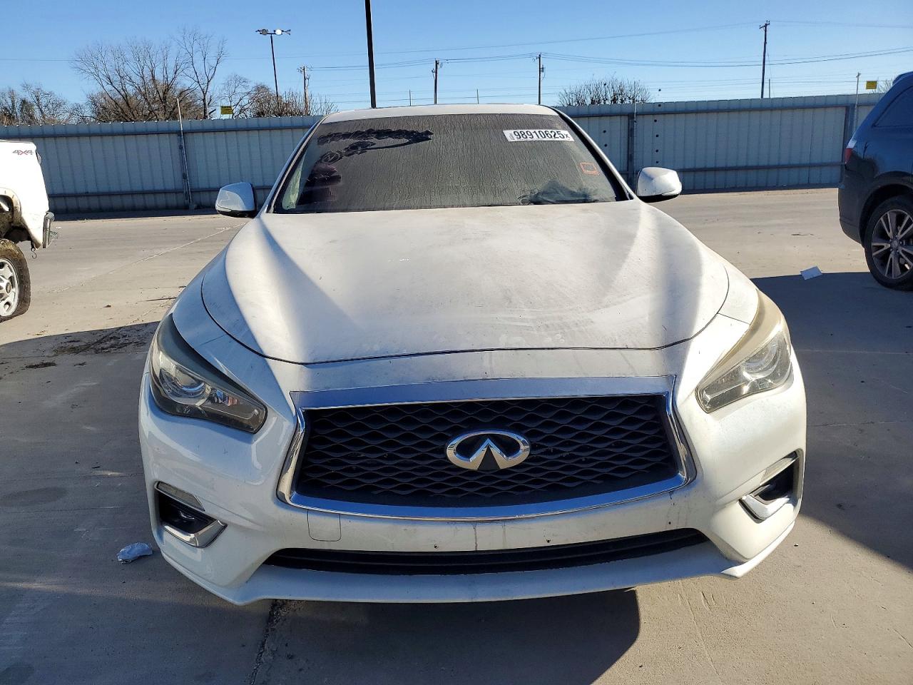 2018 INFINITI Q50 LUXE photo 5