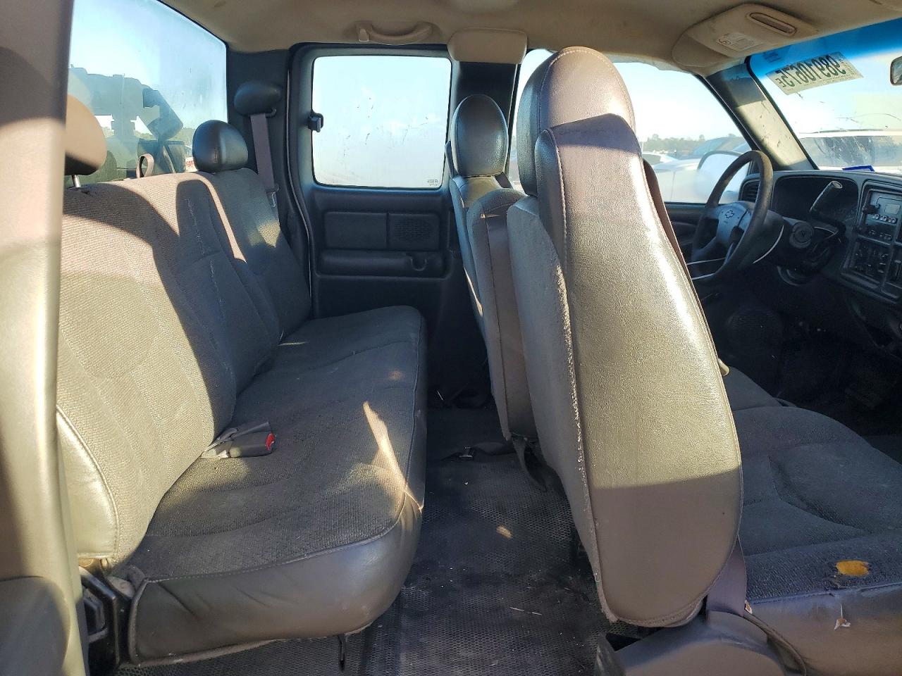 2003 CHEVROLET SILVERADO C2500 HEAVY DUTY photo 11