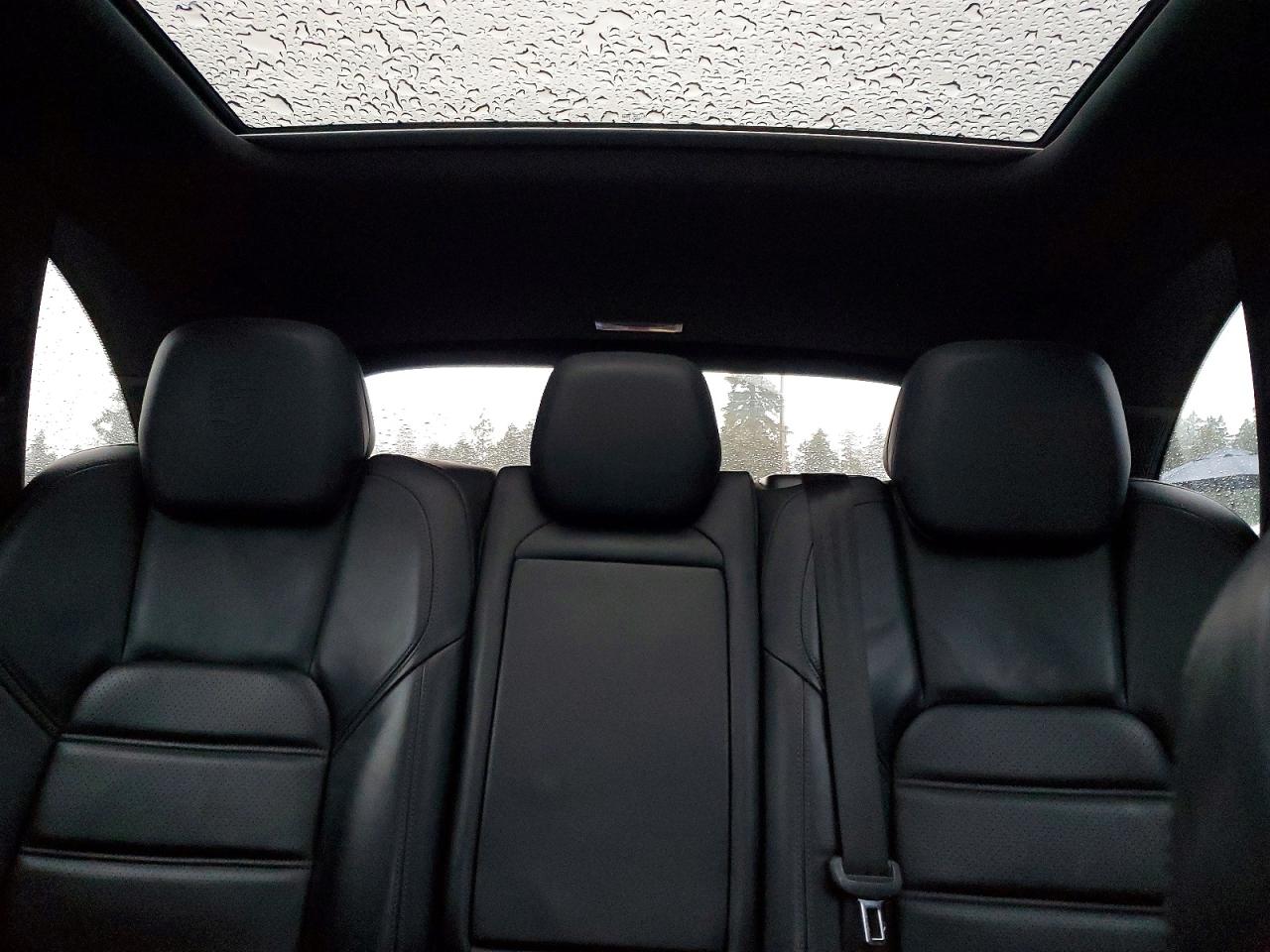 2017 PORSCHE CAYENNE photo 10
