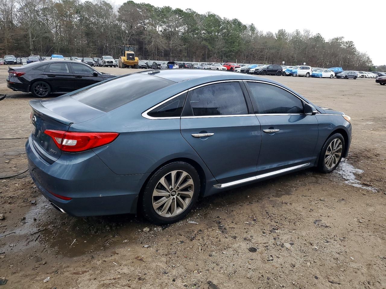 2015 HYUNDAI SONATA SPORT photo 3