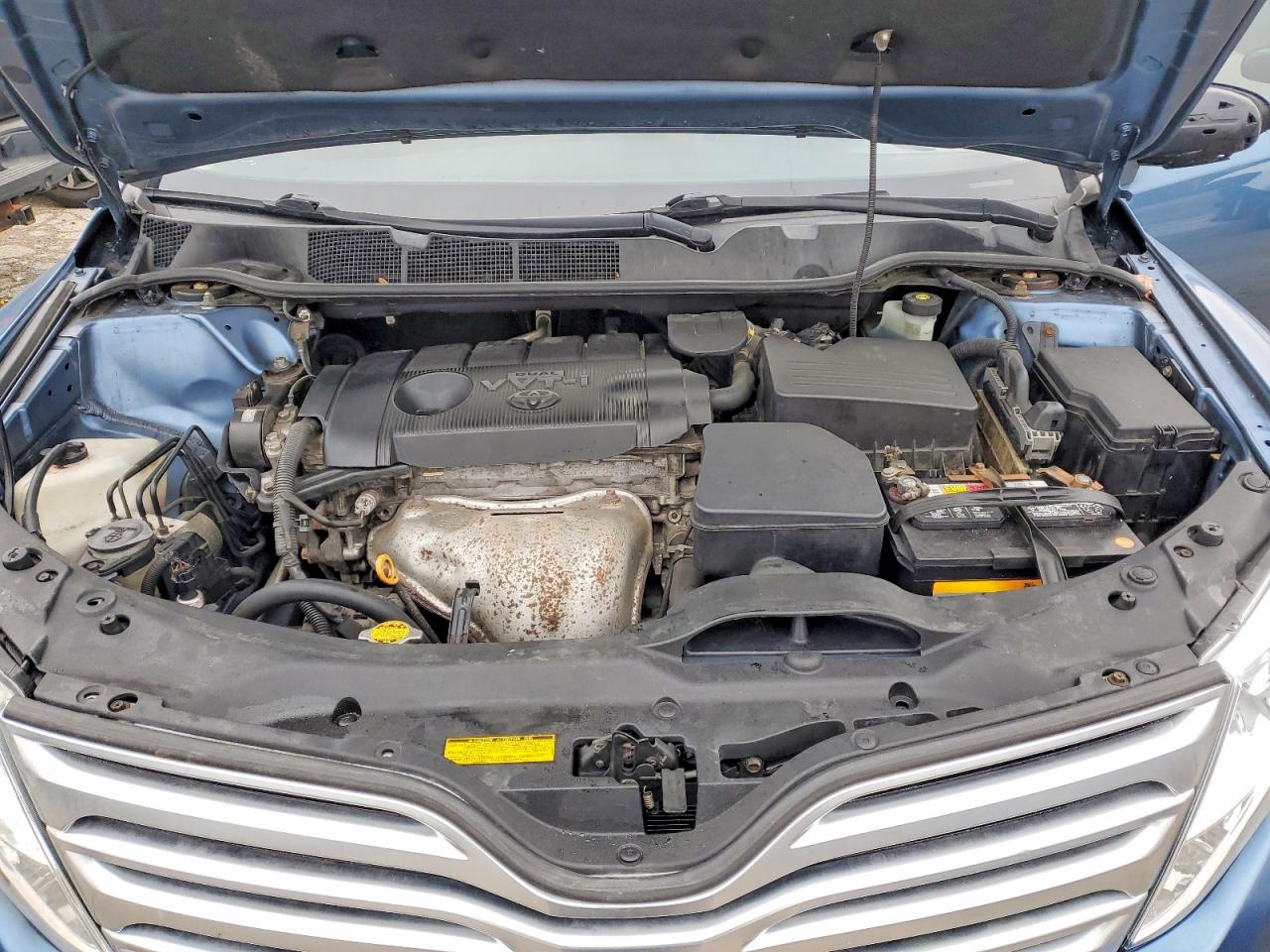 2012 TOYOTA VENZA LE photo 12