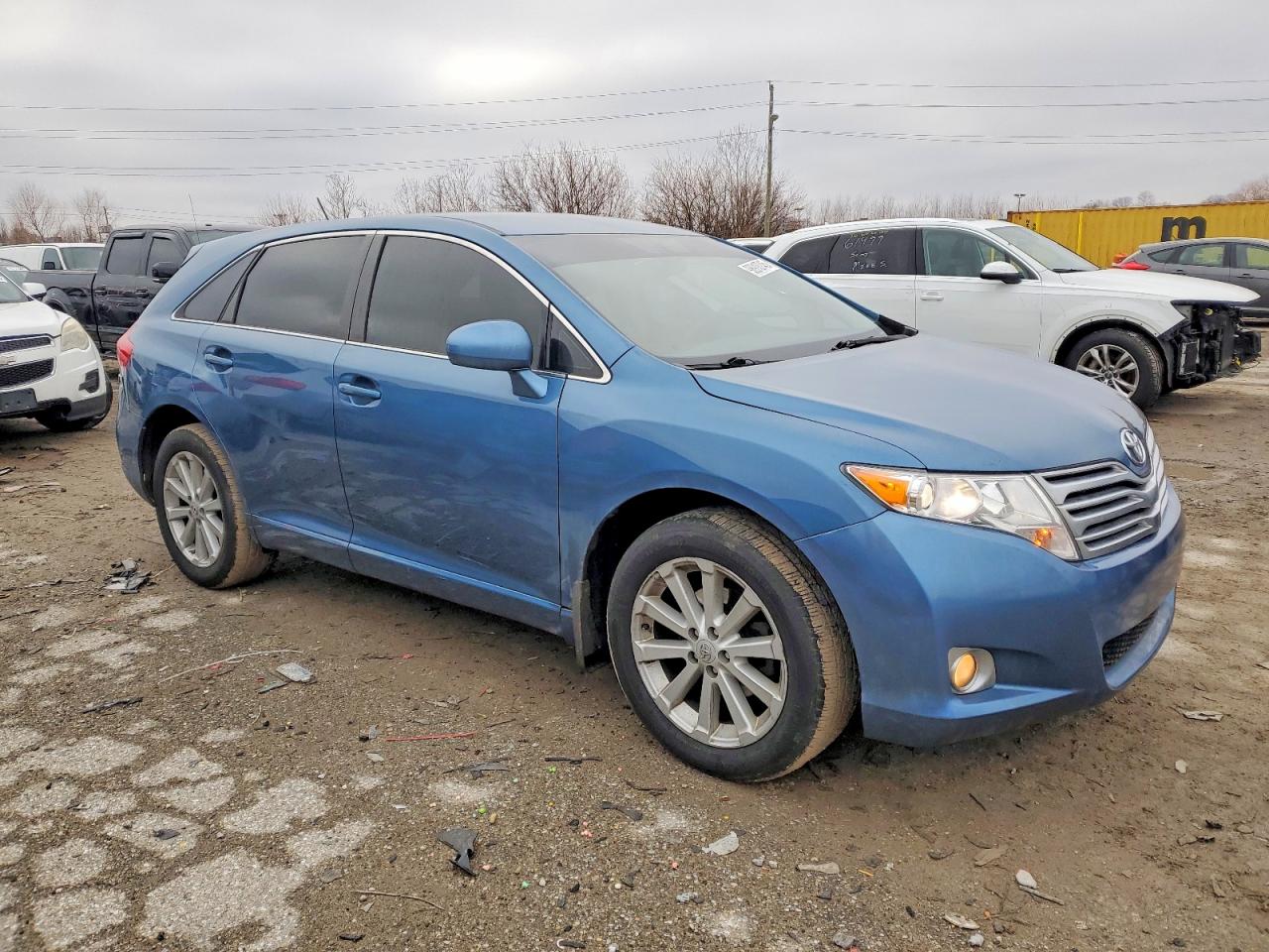 2012 TOYOTA VENZA LE photo 4