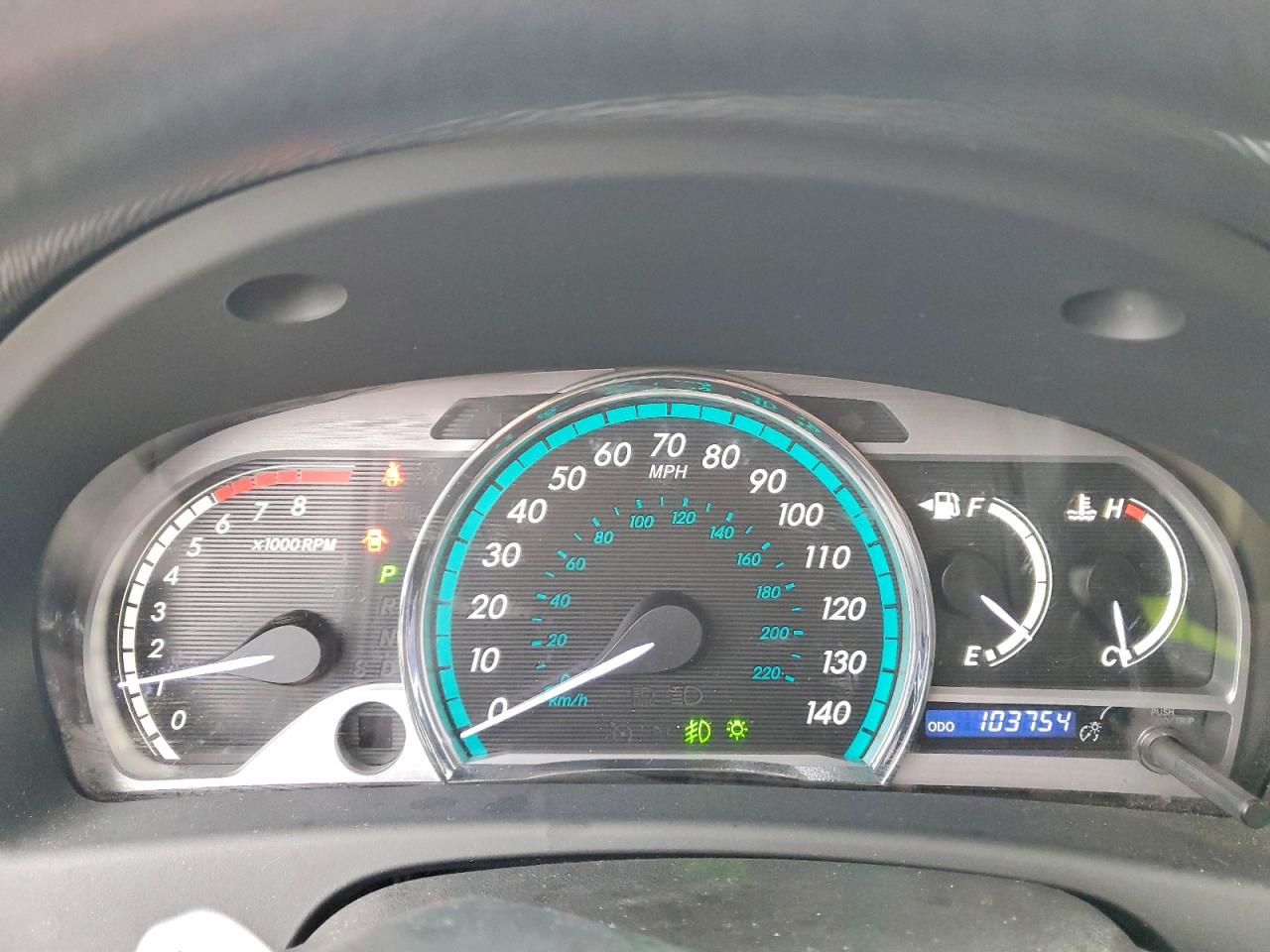 2012 TOYOTA VENZA LE photo 9