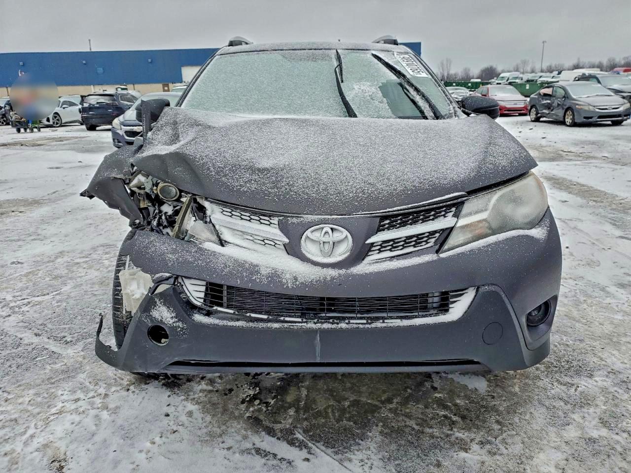 2015 TOYOTA RAV4 LE photo 5