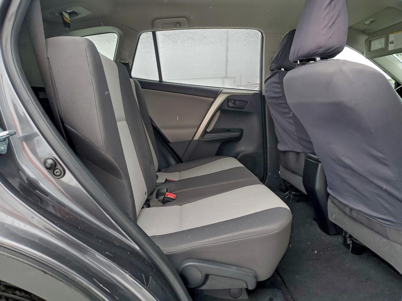 2015 TOYOTA RAV4 LE photo 11