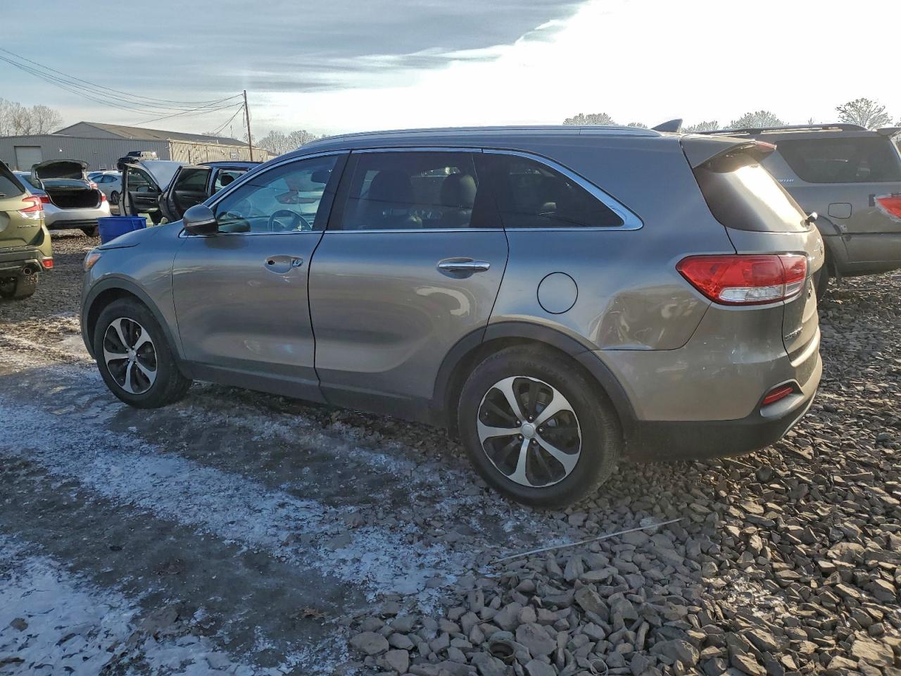 2016 KIA SORENTO EX photo 3