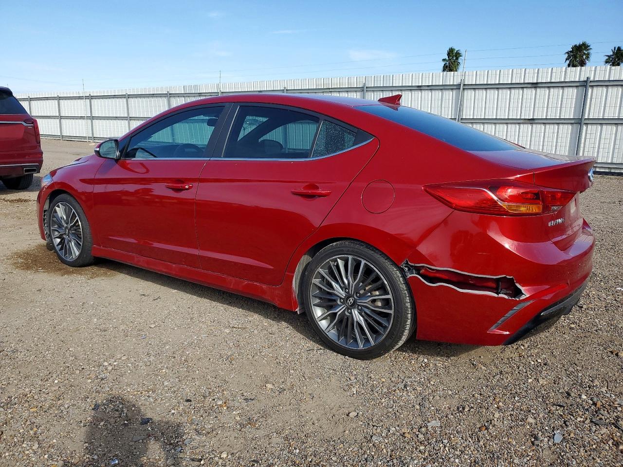 2018 HYUNDAI ELANTRA SPORT photo 2