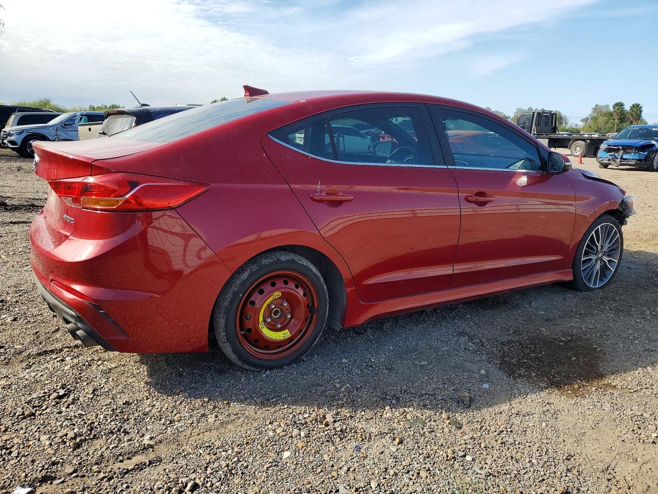 2018 HYUNDAI ELANTRA SPORT photo 3