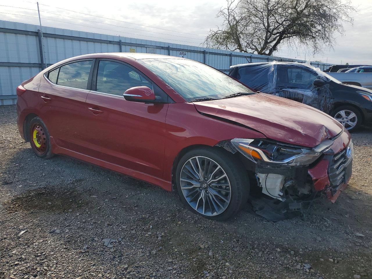 2018 HYUNDAI ELANTRA SPORT photo 4