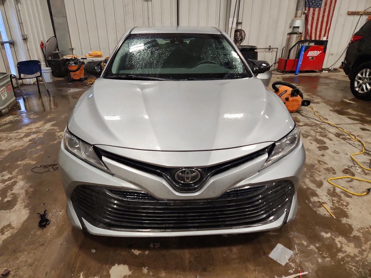 2018 TOYOTA CAMRY L photo 5