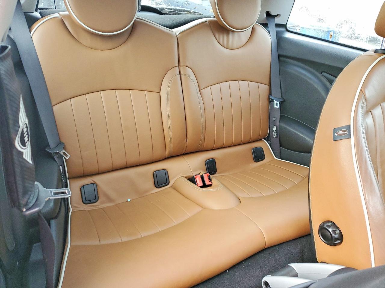 2010 MINI COOPER S photo 10