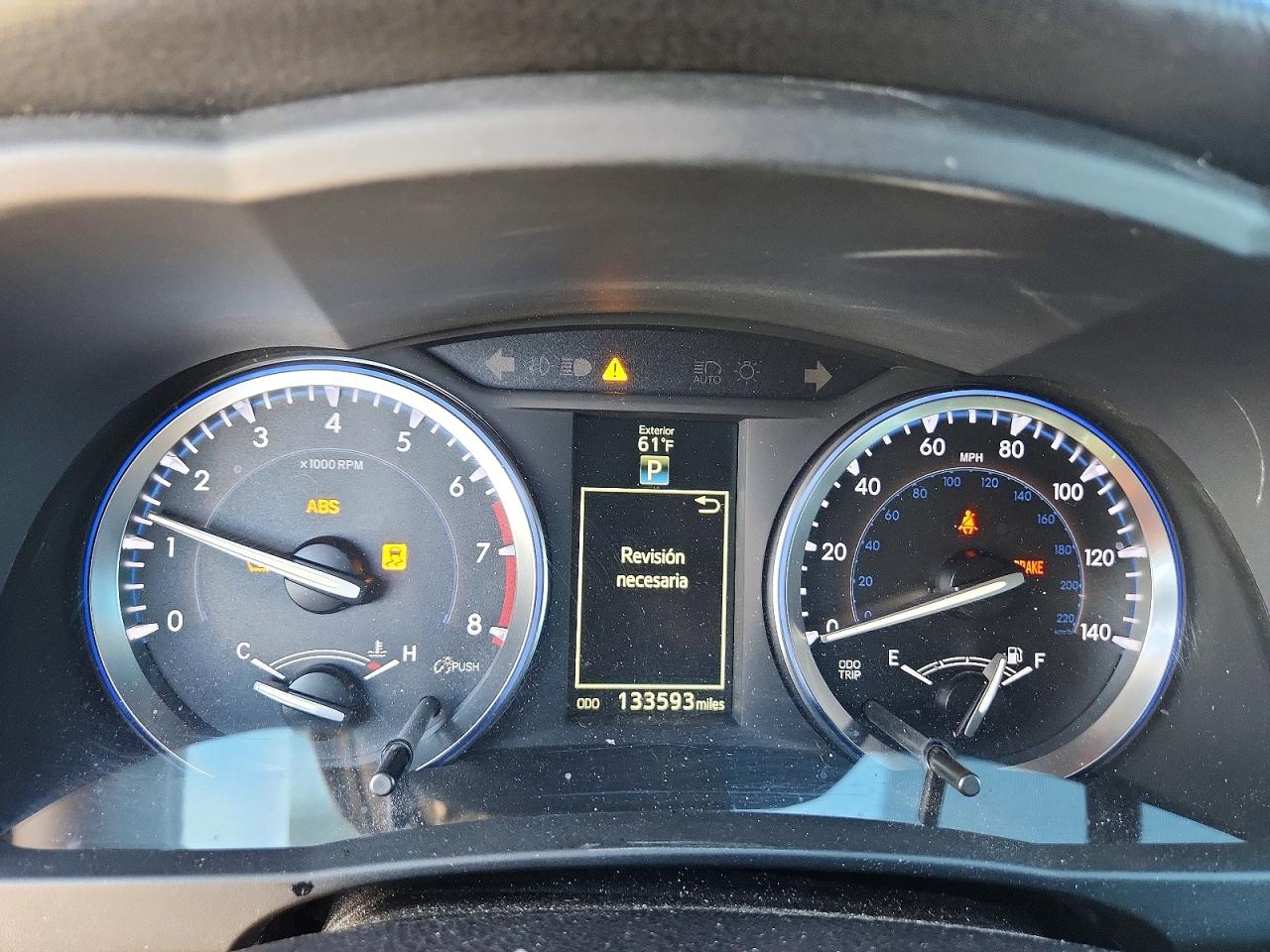 2016 TOYOTA HIGHLANDER XLE photo 9
