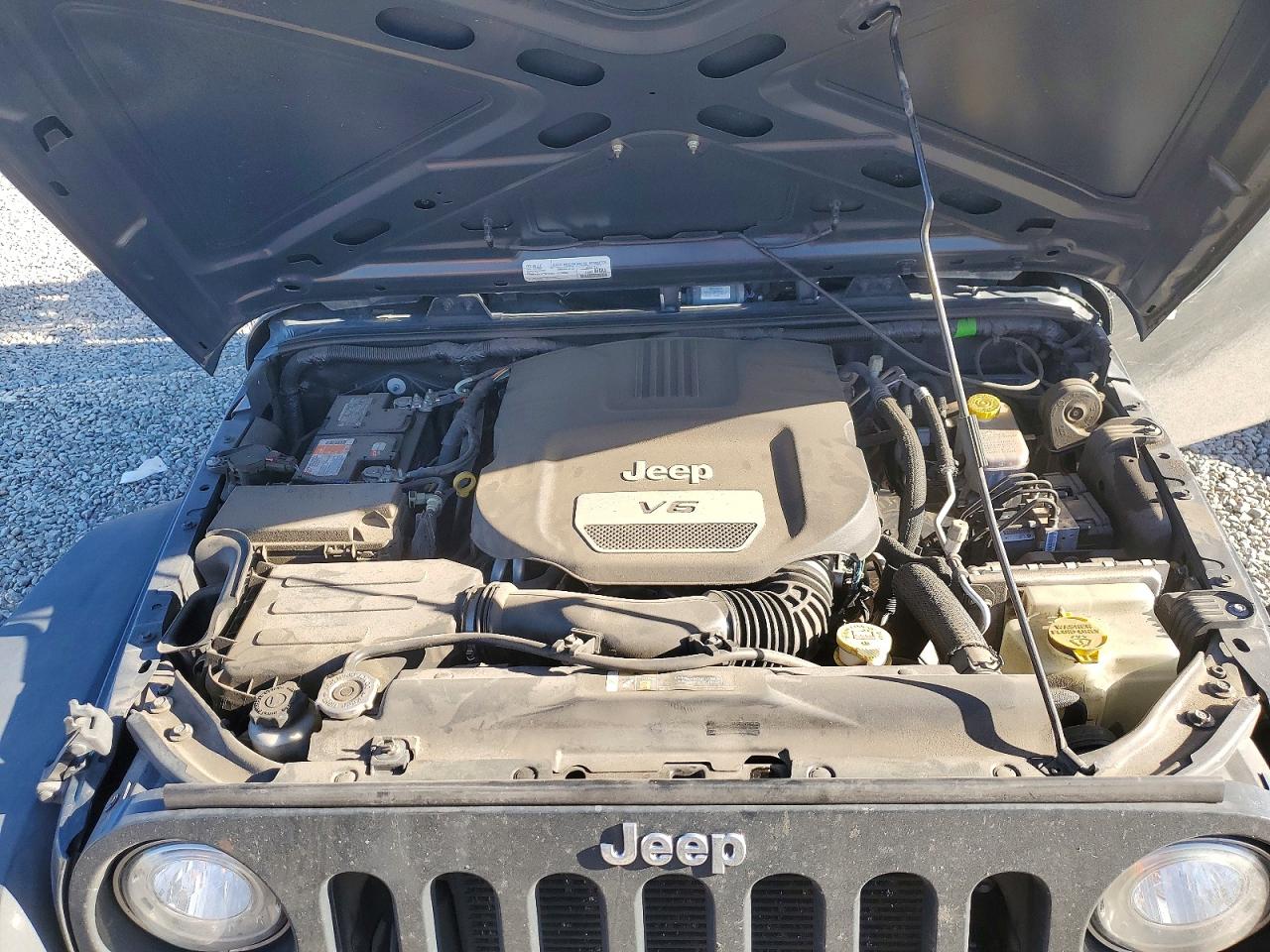 2017 JEEP WRANGLER SPORT photo 12