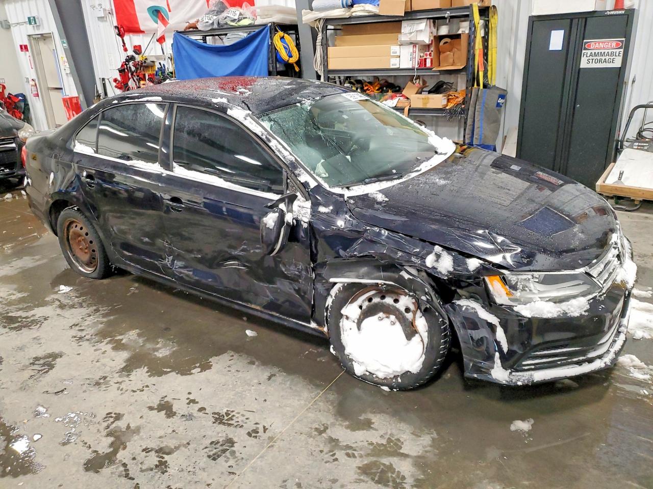 2015 VOLKSWAGEN JETTA BASE photo 4
