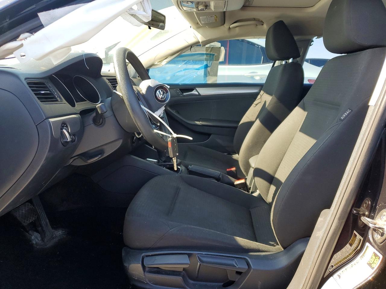 2015 VOLKSWAGEN JETTA BASE photo 7