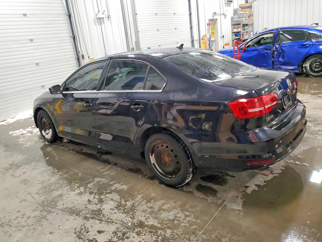 2015 VOLKSWAGEN JETTA BASE photo 2