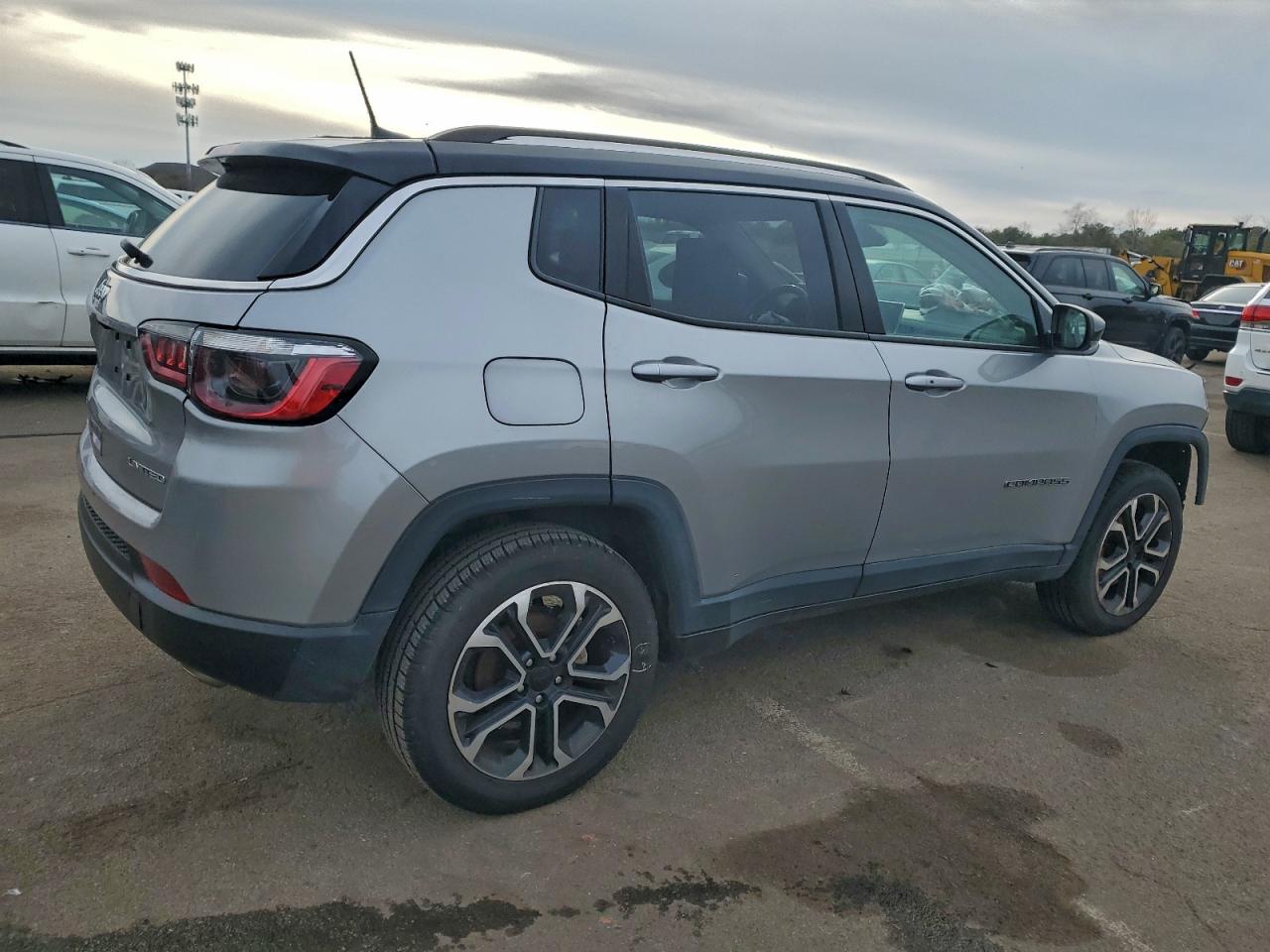 2022 JEEP COMPASS LIMITED photo 3