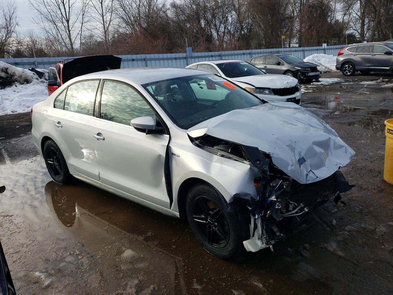 2013 VOLKSWAGEN JETTA HYBRID photo 4