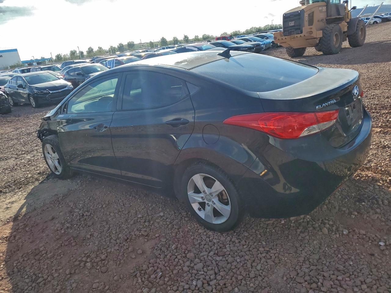 2013 HYUNDAI ELANTRA GLS photo 2