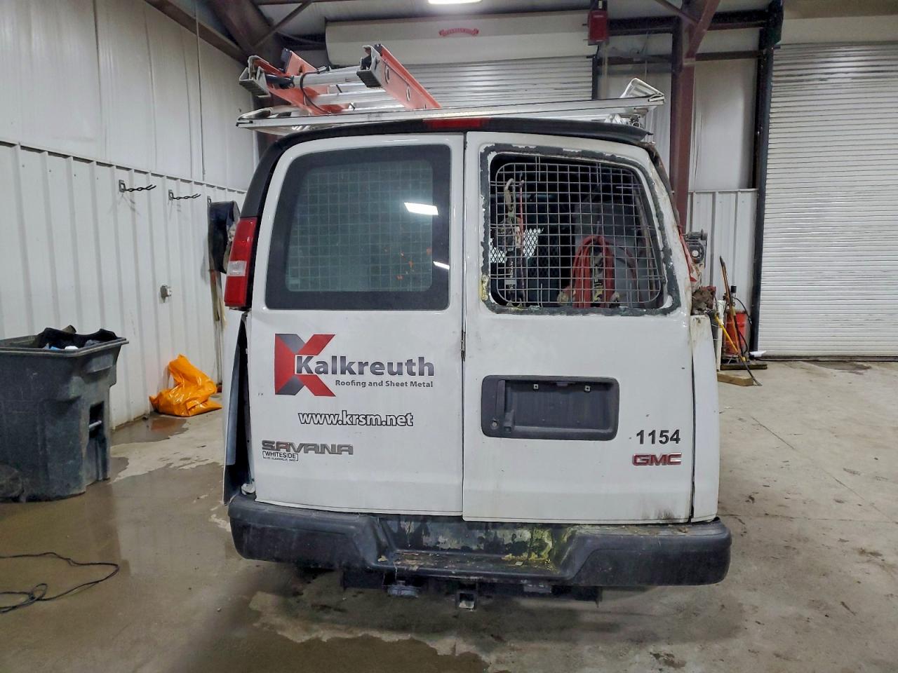 2022 GMC SAVANA G2500 photo 10