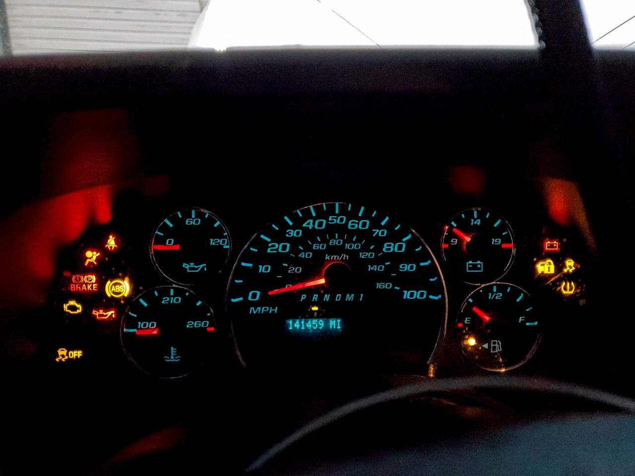 2022 GMC SAVANA G2500 photo 9