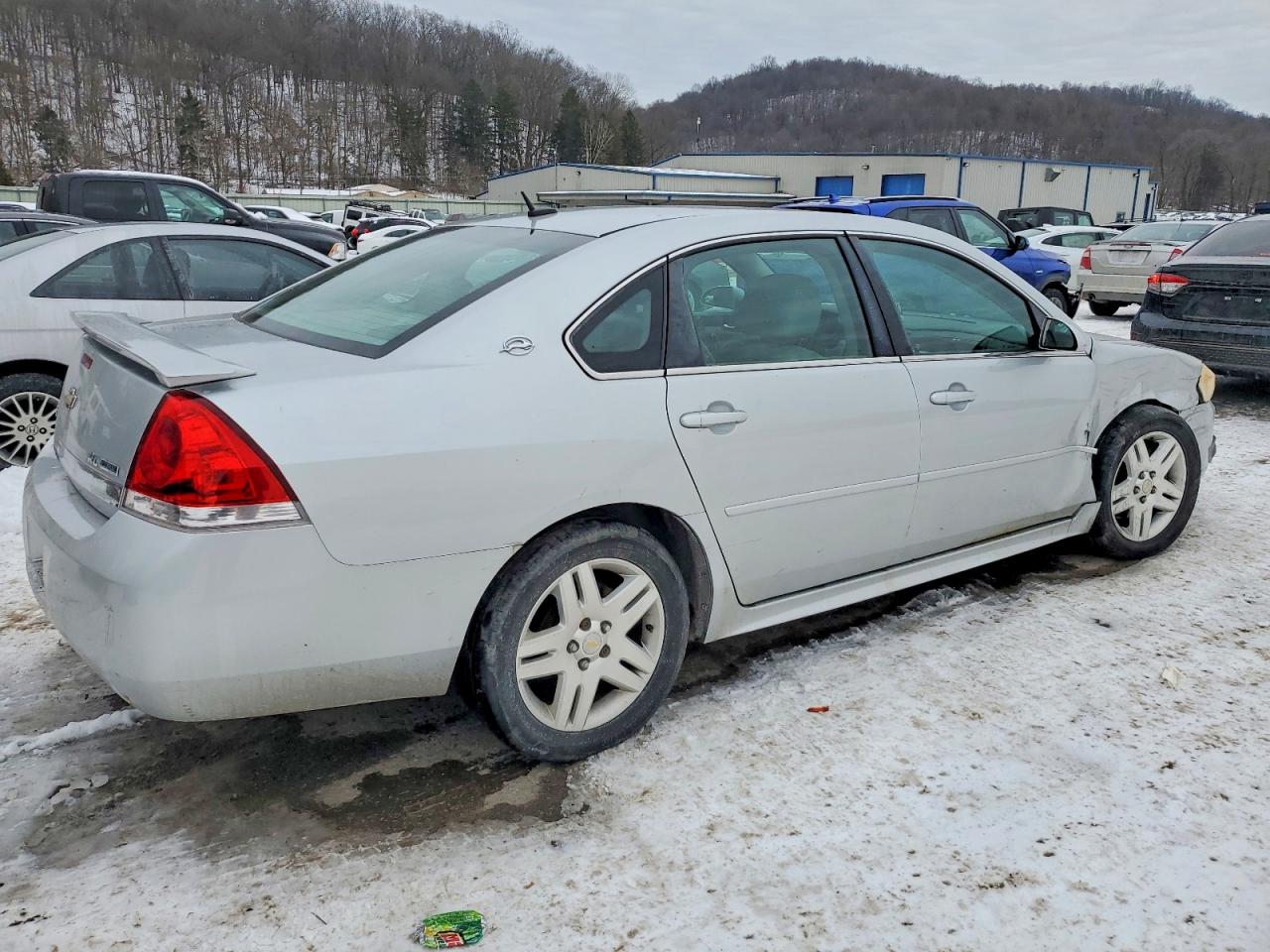 2011 CHEVROLET IMPALA LT photo 5
