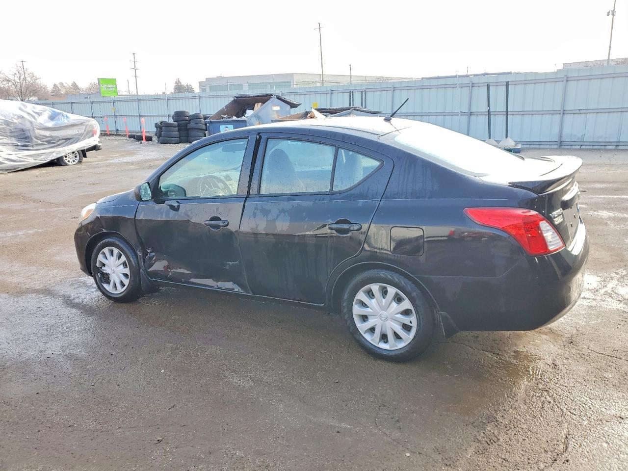 2014 NISSAN VERSA S photo 2