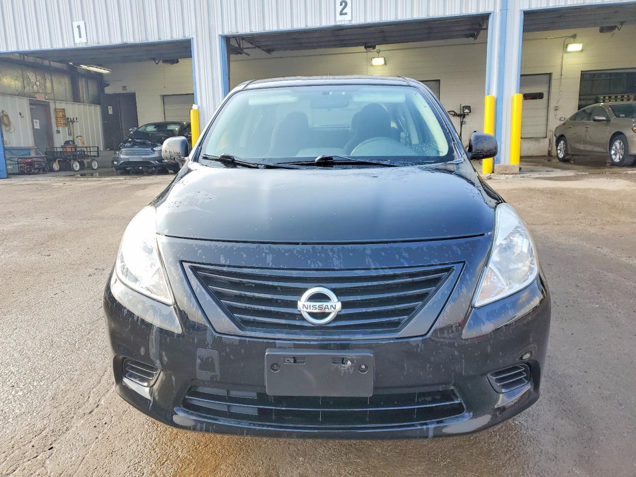 2014 NISSAN VERSA S photo 5