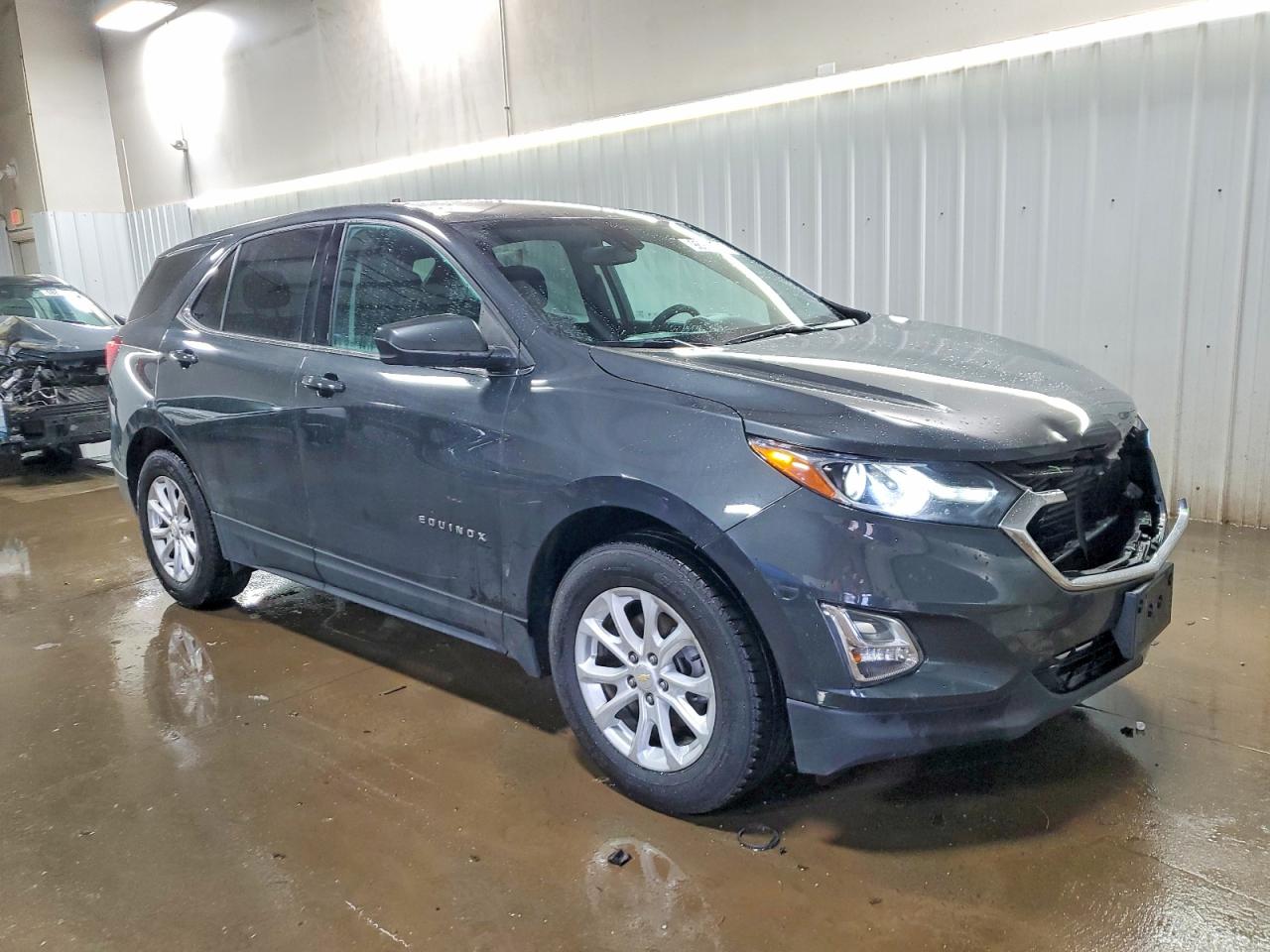 2019 CHEVROLET EQUINOX LT photo 4