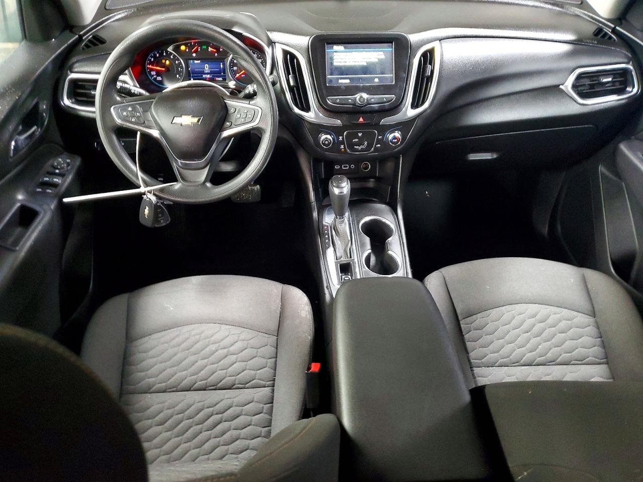2019 CHEVROLET EQUINOX LT photo 8