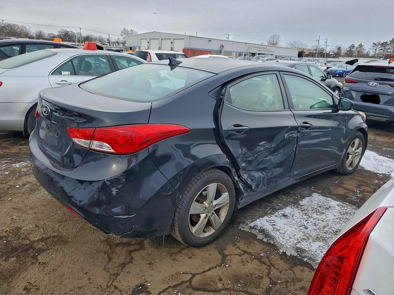 2013 HYUNDAI ELANTRA GLS photo 3