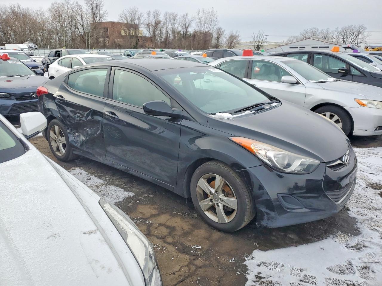 2013 HYUNDAI ELANTRA GLS photo 4