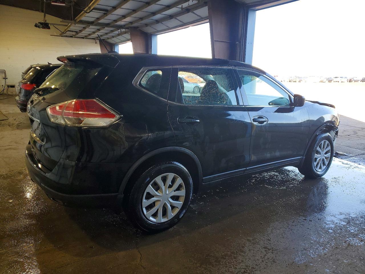 2016 NISSAN ROGUE S photo 3