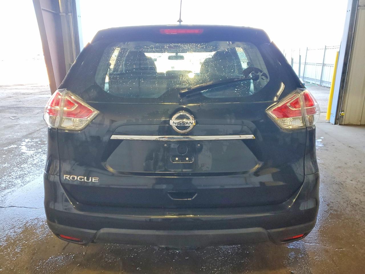 2016 NISSAN ROGUE S photo 6