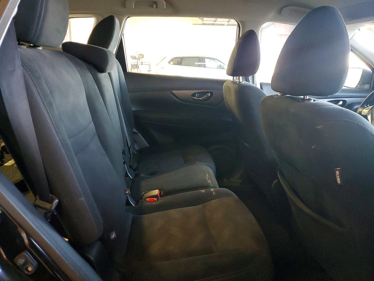 2016 NISSAN ROGUE S photo 11