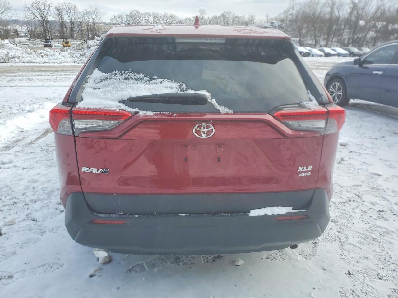 2019 TOYOTA RAV4 XLE PREMIUM photo 6