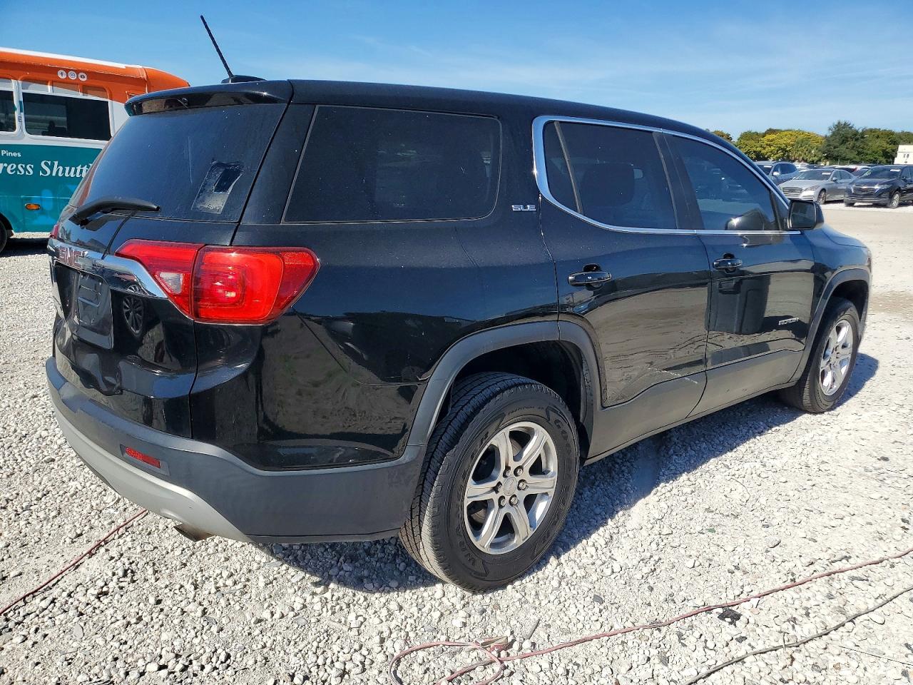 2019 GMC ACADIA SLE photo 9