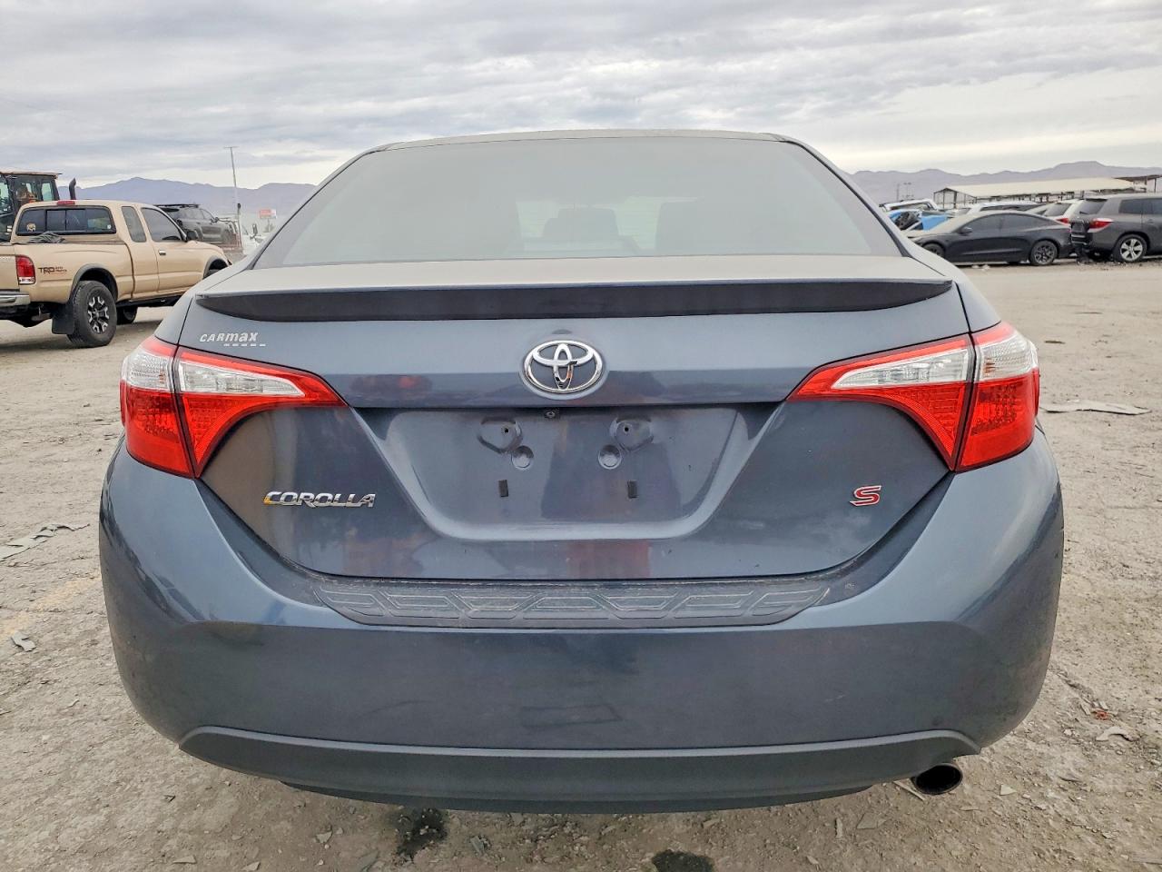 2015 TOYOTA COROLLA L photo 6
