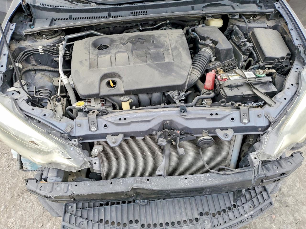 2015 TOYOTA COROLLA L photo 11