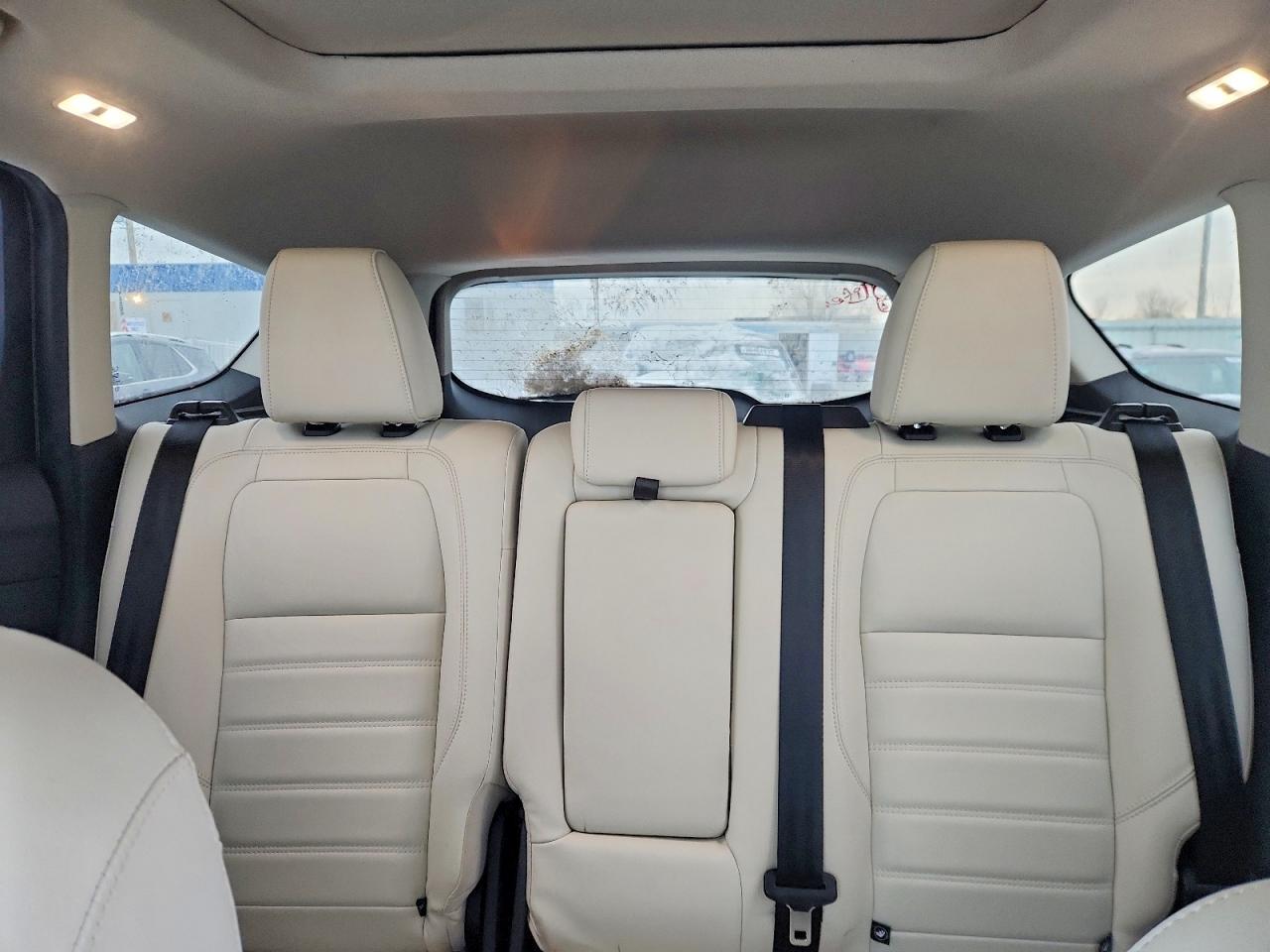 2018 FORD ESCAPE SEL photo 10