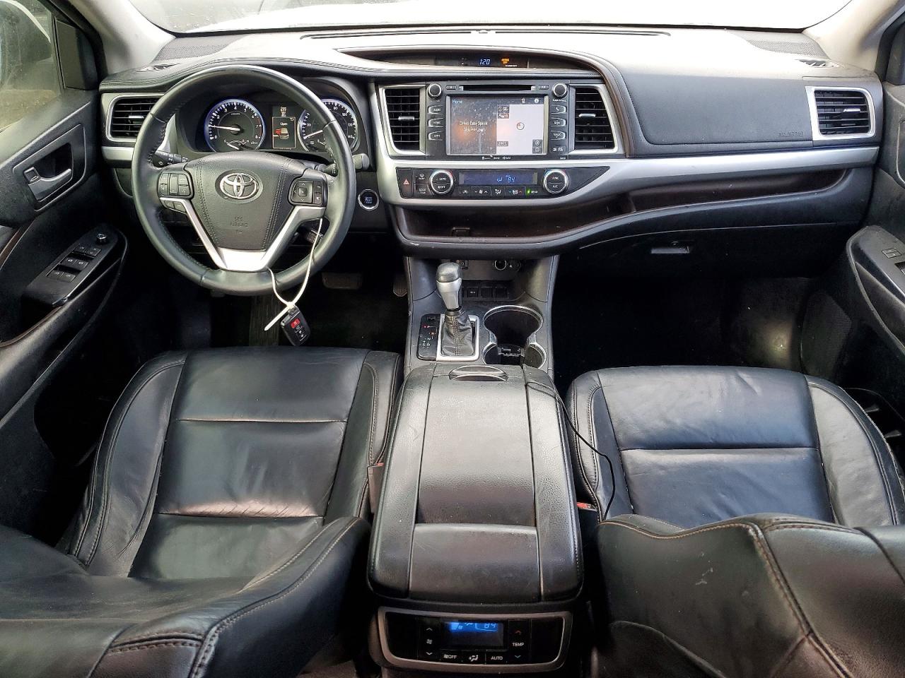 2016 TOYOTA HIGHLANDER XLE photo 22