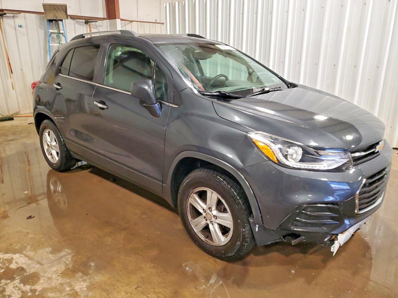 2017 CHEVROLET TRAX 1LT photo 4