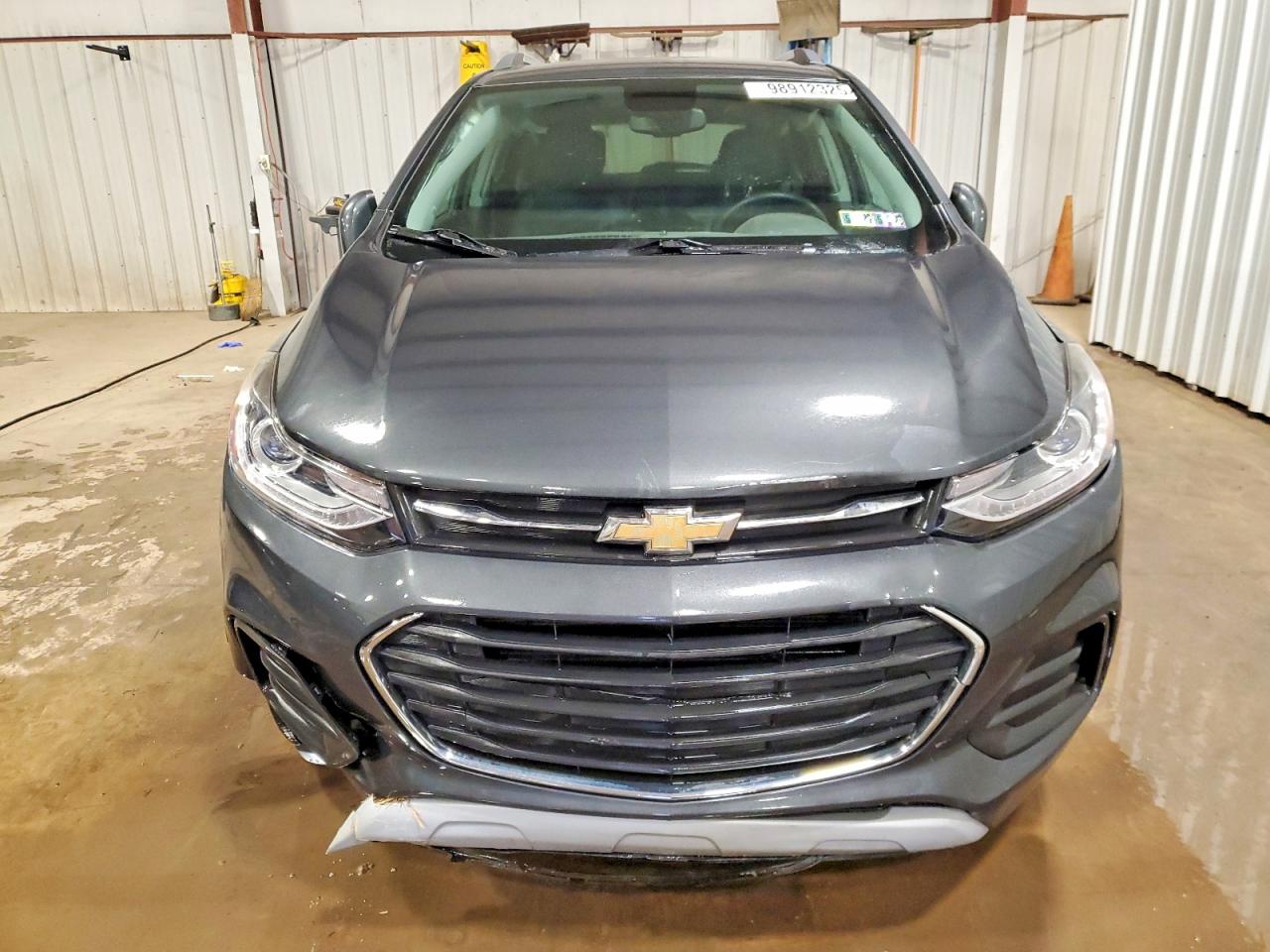 2017 CHEVROLET TRAX 1LT photo 5