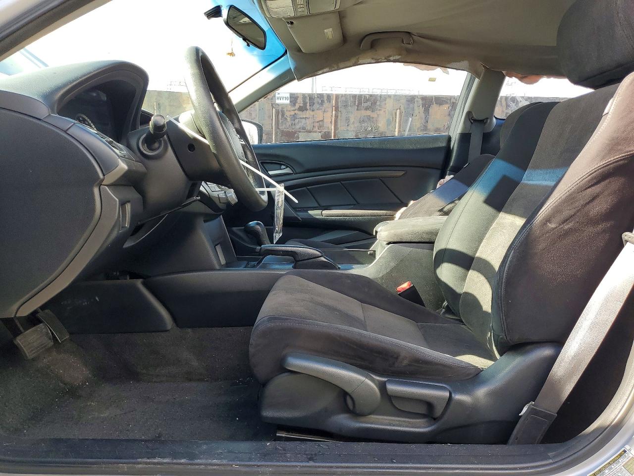 2010 HONDA ACCORD LX photo 7