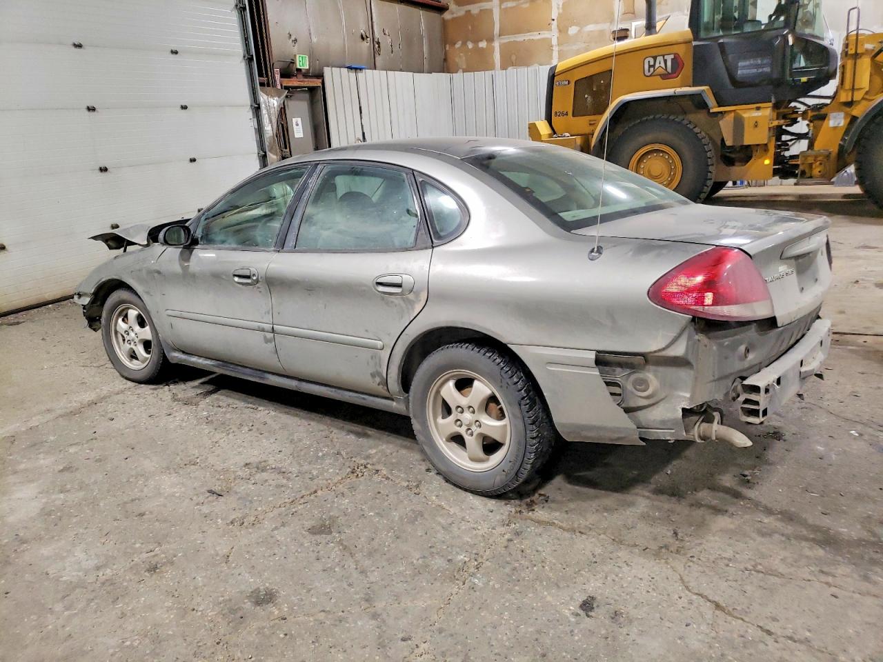 2004 FORD TAURUS SES photo 2