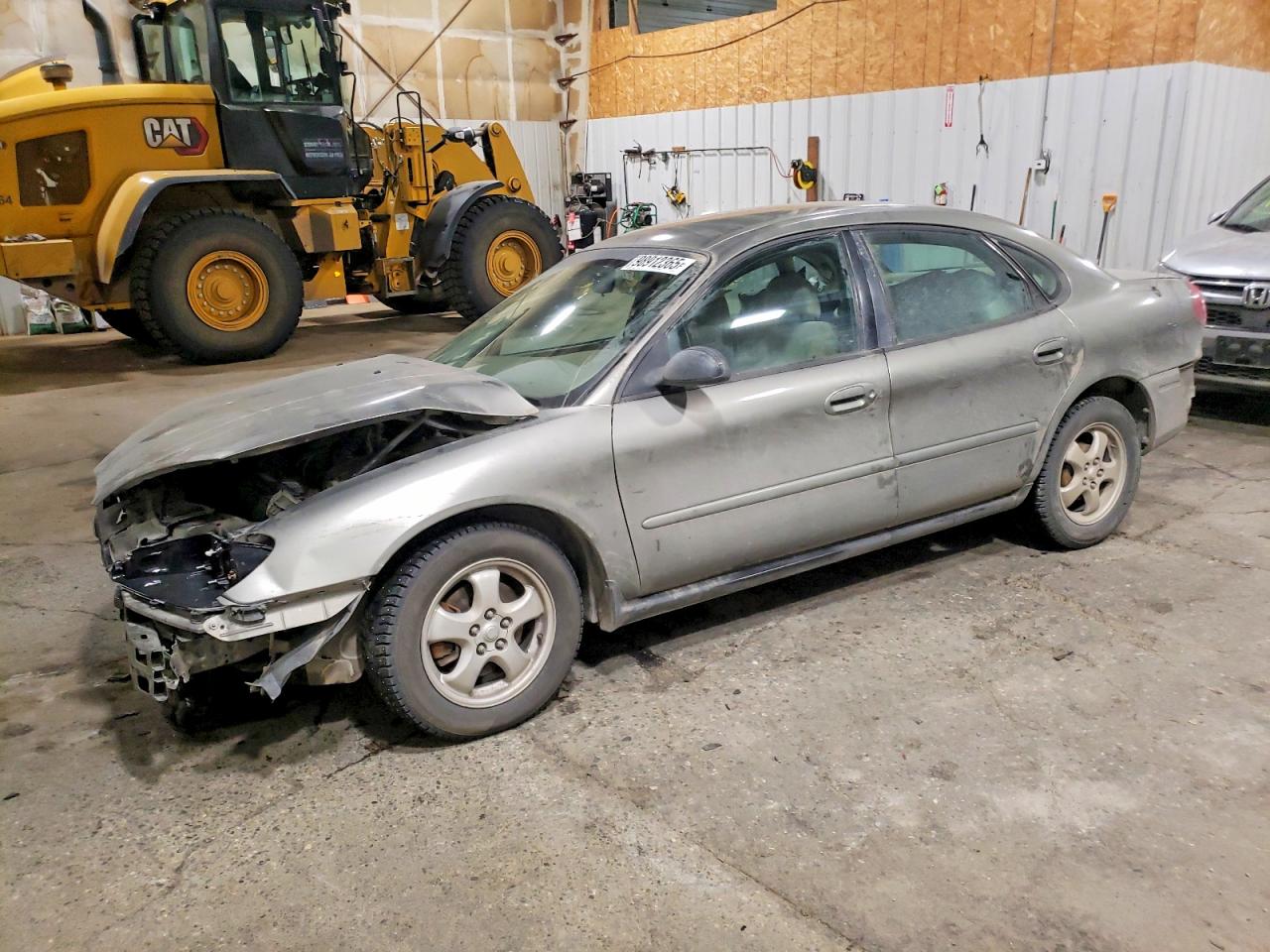 2004 FORD TAURUS