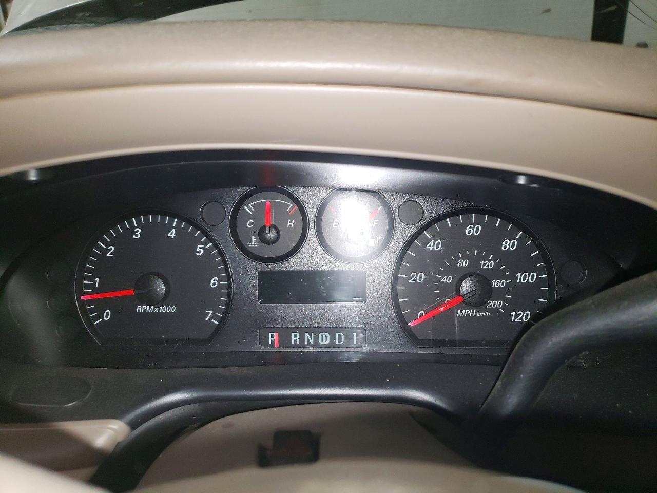 2004 FORD TAURUS SES photo 9